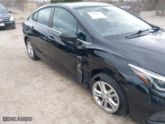 2018 Chevrolet Cruze LT with VIN 1G1BE5SM4J7113183, listed as a IAAI auction lot 41967136 with 134,542 mi miles. Bid and sale history available at carsss.com. Image 6.