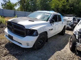 2017 Ram 1500 Sport z VIN 1C6RR7MT4HS749062, wystawiony jako Copart lot #64591494 z przebiegiem 69 044 mil mil oraz Szkody całkowita. Historia ofert i sprzedaży dostępna na DreamBid. Obrazek 1.