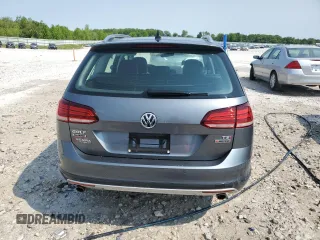 2018 Volkswagen Golf S with VIN 3VWH17AU4JM754265, listed as a Copart auction lot 59109775 with 113,042 mi miles and Clean title. Bid and sale history available at DreamBid. Image 6.