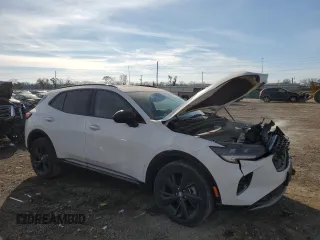 2022 Buick Envision Essence with VIN LRBFZPR44ND159861, listed as a Copart auction lot 81796164 with 39,713 mi miles and Salvage Title. Bid and sale history available at carsss.com. Image 4.