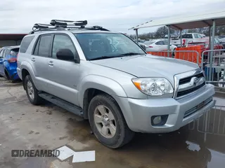 2008 Toyota 4Runner SR5 with VIN JTEZU14R488093169, listed as a IAAI auction lot 41456205 with 178,736 mi miles. Bid and sale history available at carsss.com. Image 1.