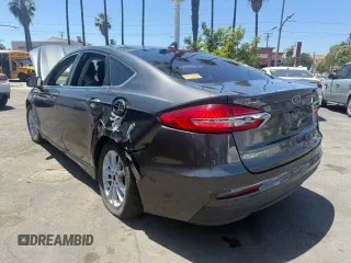 2020 Ford Fusion SE z VIN 3FA6P0HD2LR231621, wystawiony jako Copart lot #58442735 z przebiegiem 50 598 mil mil oraz Szkody całkowita. Historia ofert i sprzedaży dostępna na DreamBid. Obrazek 3.