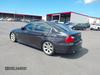 2007 BMW 3 Series 335i with VIN WBAVB73517PA88476, listed as a IAAI auction lot 42300906 with 133,341 mi miles and . Bid and sale history available at DreamBid. Image 3.