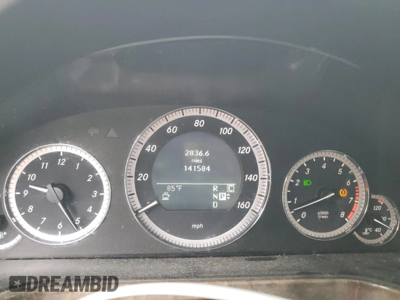 2010 Mercedes-Benz E 350 Luxury with VIN WDDHF5GB6AA101681, listed as a Copart auction lot 57310455 with 141,584 mi miles and Salvage title. Bid and sale history available at DreamBid. Image 9.