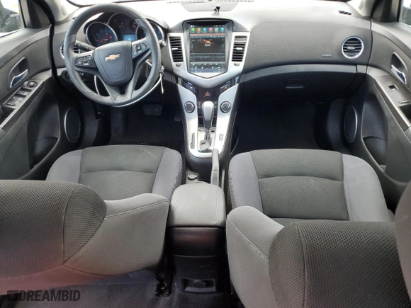 2015 Chevrolet Cruze LT with VIN 1G1PC5SB3F7268907, listed as a Copart auction lot 52423495 with 101,156 mi miles and Salvage Title. Bid and sale history available at carsss.com. Image 8.
