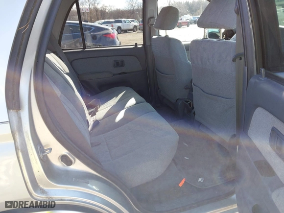 2000 Toyota 4Runner SR5 with VIN JT3HN86R5Y0283486, listed as a IAAI auction lot 41601575 with 148,262 mi miles. Bid and sale history available at carsss.com. Image 8.