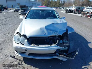 2003 Mercedes-Benz CLK-Class 5.0L with VIN WDBTJ75J03F059702, listed as a IAAI auction lot 41687017 with 185,854 mi miles. Bid and sale history available at carsss.com. Image 12.