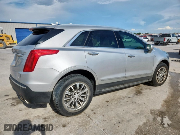 2017 Cadillac XT5 Luxury FWD z VIN 1GYKNBRS2HZ159582, wystawiony jako Copart lot #62429475 z przebiegiem 99 188 mil mil oraz Czysty tytuł • Clean title. Historia ofert i sprzedaży dostępna na DreamBid. Obrazek 3.