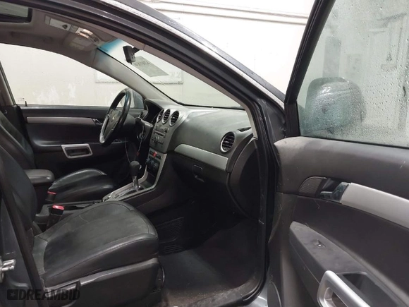 2012 Chevrolet Captiva Sport Fleet LTZ with VIN 3GNFL4E5XCS588328, listed as a IAAI auction lot 42001836 with 123,310 mi miles. Bid and sale history available at carsss.com. Image 5.