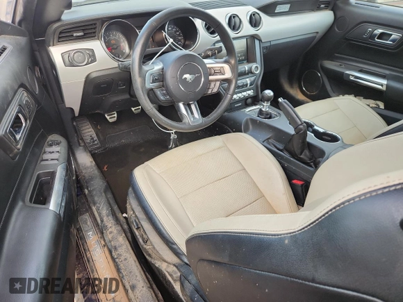 2015 Ford Mustang GT Premium z VIN 1FATP8FF9F5389998, wystawiony jako Copart lot #65453125 z przebiegiem 89 034 mil mil oraz Szkoda całkowita • Salvage title. Historia ofert i sprzedaży dostępna na DreamBid. Obrazek 8.