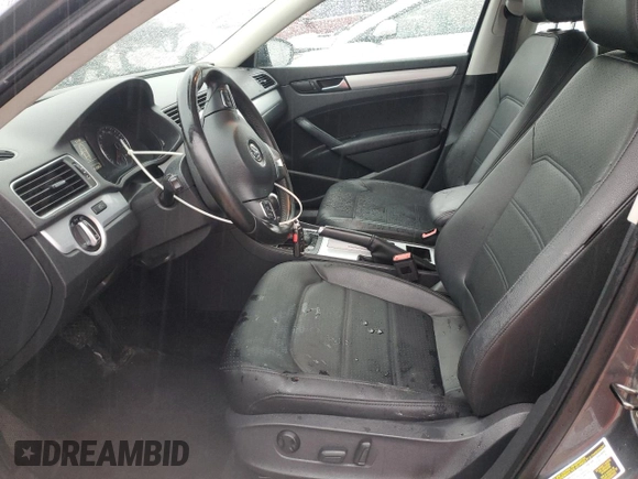 2012 Volkswagen Passat SE с VIN 1VWBP7A34CC052687, выставлен на аукционе Copart как лот 51536385 с пробегом 117 779 миль миль и Чистый • Clean title. История ставок и продаж доступна на DreamBid. Изображение 7.