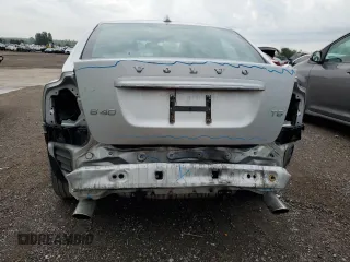 2011 Volvo S40 с VIN YV1672MS3B2534916, выставлен на аукционе Copart как лот 63177274 с пробегом 197 061 миль миль и Списание • Salvage title. История ставок и продаж доступна на DreamBid. Изображение 6.