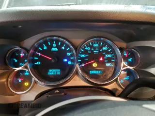 2008 Chevrolet Silverado 1500 1LT with VIN 2GCEK19J081129728, listed as a Copart auction lot 52635075 with 106,412 mi miles and Salvage Title. Bid and sale history available at DreamBid. Image 9.
