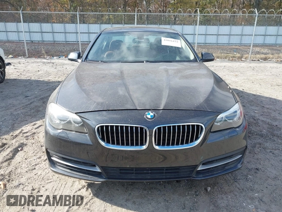 2014 BMW 5 Series 535d with VIN WBAXA5C52ED689245, listed as a IAAI auction lot 41016152 with 95,392 mi miles and . Bid and sale history available at carsss.com. Image 12.