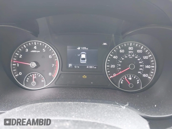 2020 Kia Optima LX with VIN 5XXGT4L32LG450805, listed as a IAAI auction lot 42300790 with 41,901 mi miles and . Bid and sale history available at DreamBid. Image 7.