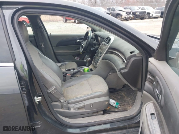 2014 Chevrolet Malibu LT with VIN 1G11C5SL6EF205223, listed as a IAAI auction lot 41994832 with 136,298 mi miles. Bid and sale history available at carsss.com. Image 5.