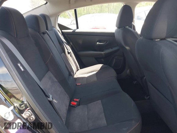 2021 Nissan Sentra SR with VIN 3N1AB8DVXMY238486, listed as a IAAI auction lot 42042979 with 94,550 mi miles and . Bid and sale history available at DreamBid. Image 8.