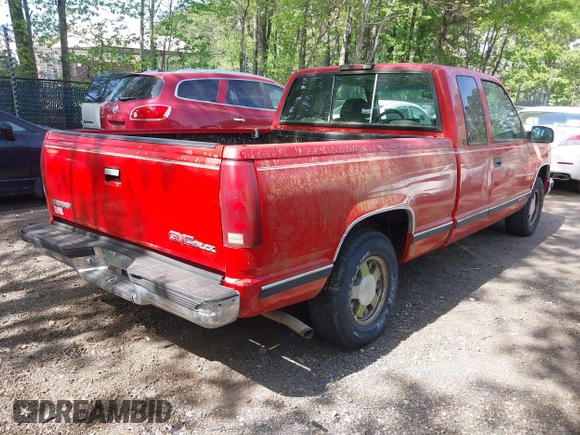 1996 GMC Sierra 1500 with VIN 2GTEC19W6T1516396, listed as a IAAI auction lot 41998555 with 160,000 mi miles and . Bid and sale history available at DreamBid. Image 4.