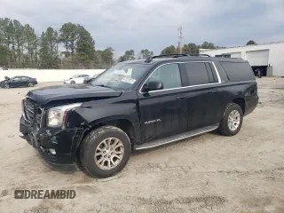 2018 GMC Yukon XL SLT with VIN 1GKS2GKC2JR318206, listed as a Copart auction lot 47023075 with 0 mi miles and Salvage Title. Bid and sale history available at carsss.com. Image 1.