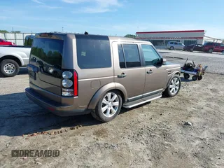 2015 Land Rover LR4 HSE z VIN SALAG2V69FA765454, wystawiony jako IAAI lot #42561781 z przebiegiem 99 115 mil mil oraz . Historia ofert i sprzedaży dostępna na DreamBid. Obrazek 4.