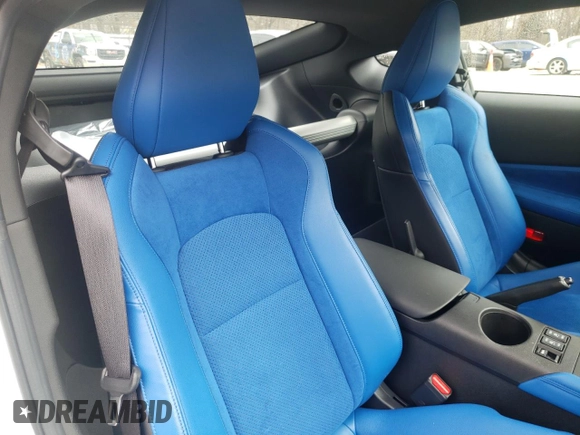 2024 Nissan Z Performance with VIN JN1BZ4BH5RM363668, listed as a Copart auction lot 47549695 with 2,303 mi miles and Salvage Title. Bid and sale history available at DreamBid. Image 10.