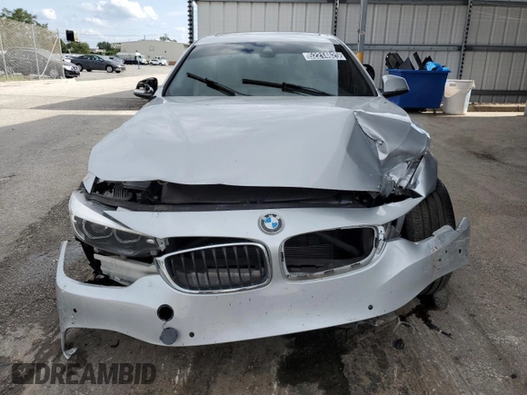 2019 BMW 4 Series 430i with VIN WBA4J1C57KBM13243, listed as a Copart auction lot 52214625 with 87,246 mi miles and Clean Title. Bid and sale history available at DreamBid. Image 5.