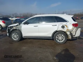 2018 Kia Sorento LX with VIN 5XYPG4A3XJG419446, listed as a IAAI auction lot 41696265 with 96,233 mi miles. Bid and sale history available at carsss.com. Image 15.
