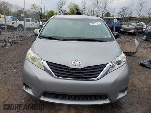 2011 Toyota Sienna LE with VIN 5TDJK3DC0BS006207, listed as a Copart auction lot 52957525 with 163,017 mi miles and Salvage Title. Bid and sale history available at carsss.com. Image 5.