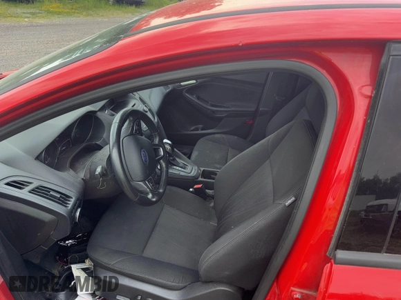 2016 Ford Focus SE with VIN 1FADP3F24GL403372, listed as a IAAI auction lot 42447728 with Not provided miles and . Bid and sale history available at DreamBid. Image 5.