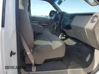 2008 Ford F-350 z VIN 1FTWF31R48ED76853, wystawiony jako Copart lot #83960554 z przebiegiem 120 778 mil mil oraz Szkoda całkowita • Salvage title. Historia ofert i sprzedaży dostępna na DreamBid. Obrazek 10.