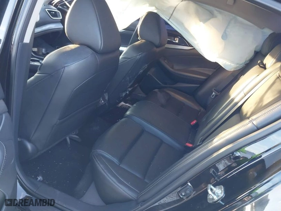 2018 Nissan Maxima SV with VIN 1N4AA6AP0JC391785, listed as a IAAI auction lot 41367728 with NaN miles. Bid and sale history available at carsss.com. Image 8.