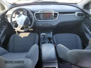 2020 Kia Sorento LX with VIN 5XYPG4A51LG616073, listed as a Copart auction lot 83367574 with Not Provided miles and Salvage Title. Bid and sale history available at DreamBid. Image 8.