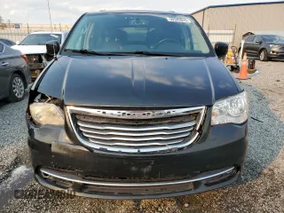2015 Chrysler Town & Country Touring with VIN 2C4RC1BG0FR610896, listed as a Copart auction lot 50349825 with 92,584 mi miles and Salvage Title. Bid and sale history available at carsss.com. Image 5.