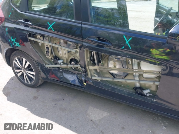 2015 Honda Fit EX-L с VIN 3HGGK5H80FM779701, выставлен на аукционе IAAI как лот 42232036 с пробегом 16 974 миль миль и . История ставок и продаж доступна на DreamBid. Изображение 18.