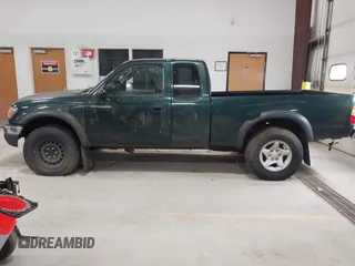 2003 Toyota Tacoma with VIN 5TEWN72N03Z166634, listed as a IAAI auction lot 41987641 with Not Provided miles. Bid and sale history available at carsss.com. Image 14.