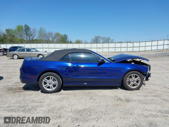 2013 Ford Mustang V6 with VIN 1ZVBP8EM7D5235869, listed as a IAAI auction lot 42000558 with 90,757 mi miles and . Bid and sale history available at DreamBid. Image 14.