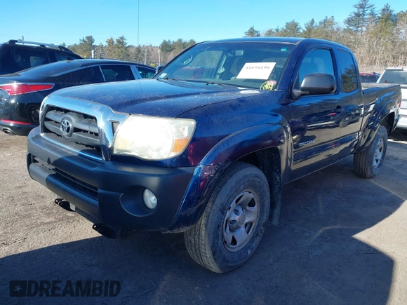 2007 Toyota Tacoma z VIN 5TEUU42N87Z439611, wystawiony jako IAAI lot #41694190 z przebiegiem 174 867 mil mil oraz . Historia ofert i sprzedaży dostępna na DreamBid. Obrazek 17.