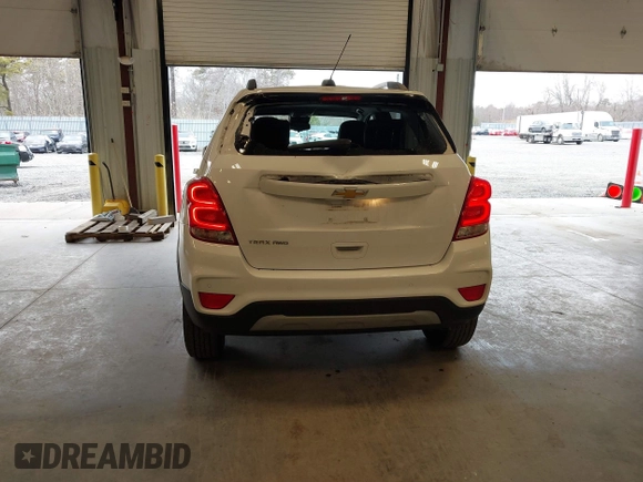2021 Chevrolet Trax LT with VIN KL7CJPSB0MB349846, listed as a IAAI auction lot 41624620 with 54,804 mi miles. Bid and sale history available at carsss.com. Image 16.
