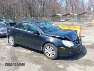 2010 Volkswagen Eos Komfort с VIN WVWBA7AH7AV011598, выставлен на аукционе IAAI как лот 41882350 с пробегом 117 156 миль миль и . История ставок и продаж доступна на DreamBid. Изображение 1.
