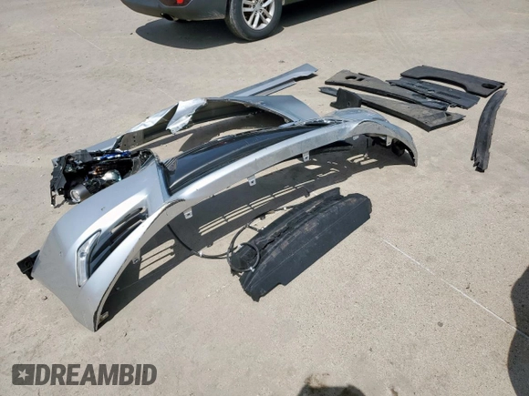 2015 Lexus LS 460 L with VIN JTHGL5EF0F5054330, listed as a Copart auction lot 58452815 with 112,170 mi miles and Salvage title. Bid and sale history available at DreamBid. Image 12.