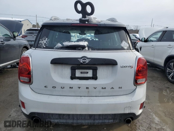 2019 MINI Countryman Cooper S with VIN WMZYT5C56K3G93787, listed as a Copart auction lot 43989725 with 39,183 mi miles and Salvage title. Bid and sale history available at DreamBid. Image 6.