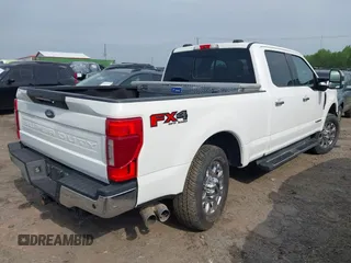 2020 Ford F-250 XL z VIN 1FT7W2BTXLEC16087, wystawiony jako IAAI lot #42033194 z przebiegiem 83 492 mil mil oraz . Historia ofert i sprzedaży dostępna na DreamBid. Obrazek 4.