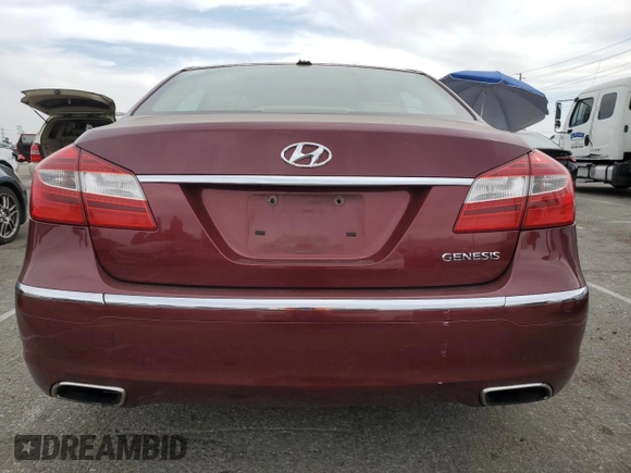 2013 Hyundai Genesis 3.8L с VIN KMHGC4DD2DU220891, выставлен на аукционе Copart как лот 52946075 с пробегом 153 847 миль миль и Чистый • Clean title. История ставок и продаж доступна на DreamBid. Изображение 6.