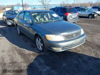 2003 Toyota Avalon XL with VIN 4T1BF28BX3U277269, listed as a IAAI auction lot 41589582 with 129,895 mi miles. Bid and sale history available at carsss.com. Image 1.
