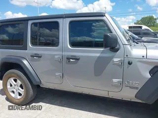 2021 Jeep Wrangler Unlimited Freedom z VIN 1C4HJXDN2MW544730, wystawiony jako IAAI lot #42624402 z przebiegiem 60 993 mil mil oraz . Historia ofert i sprzedaży dostępna na DreamBid. Obrazek 13.