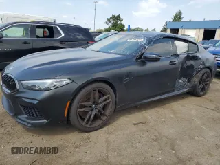 2021 BMW M8 with VIN WBSGV0C01MCE96535, listed as a Copart auction lot 68743924 with 34,001 mi miles and Clean Title. Bid and sale history available at carsss.com. Image 1.