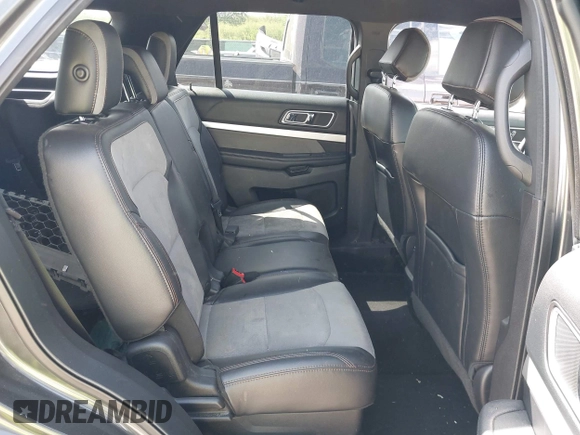 2017 Ford Explorer XLT z VIN 1FM5K7D80HGB90292, wystawiony jako IAAI lot #42548449 z przebiegiem 53 833 mil mil oraz . Historia ofert i sprzedaży dostępna na DreamBid. Obrazek 8.