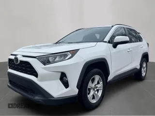 2021 Toyota RAV4 XLE with VIN 2T3W1RFV4MC139243, listed as a Copart auction lot 54453785 with 1 mi miles and Clean Title. Bid and sale history available at carsss.com. Image 2.
