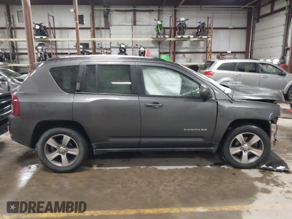 2017 Jeep Compass High Altitude with VIN 1C4NJDEB6HD192808, listed as a IAAI auction lot 41287965 with 68,357 mi miles. Bid and sale history available at carsss.com. Image 13.