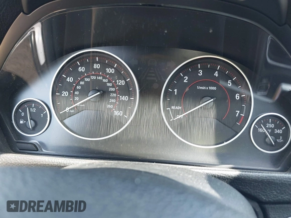 2013 BMW 3 Series 328i с VIN WBA3A5C50DF356589, выставлен на аукционе IAAI как лот 42093871 с пробегом Не указан миль и . История ставок и продаж доступна на DreamBid. Изображение 7.